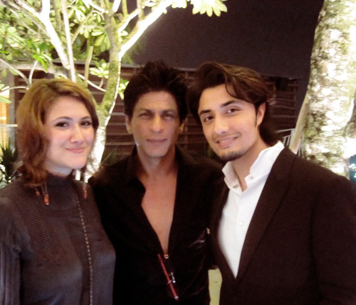 http://www.pakium.com/wp-content/uploads/2011/01/Ali-Zafar-and-his-Wife-Ayesha-Fazli-with-Shah-Rukh-Khan-at-Zee-Cine-Awards-after-party.jpg