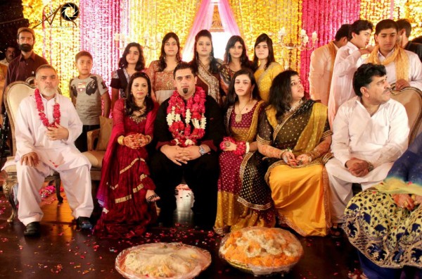 annie-khalid-mehndi-wedding-pictures